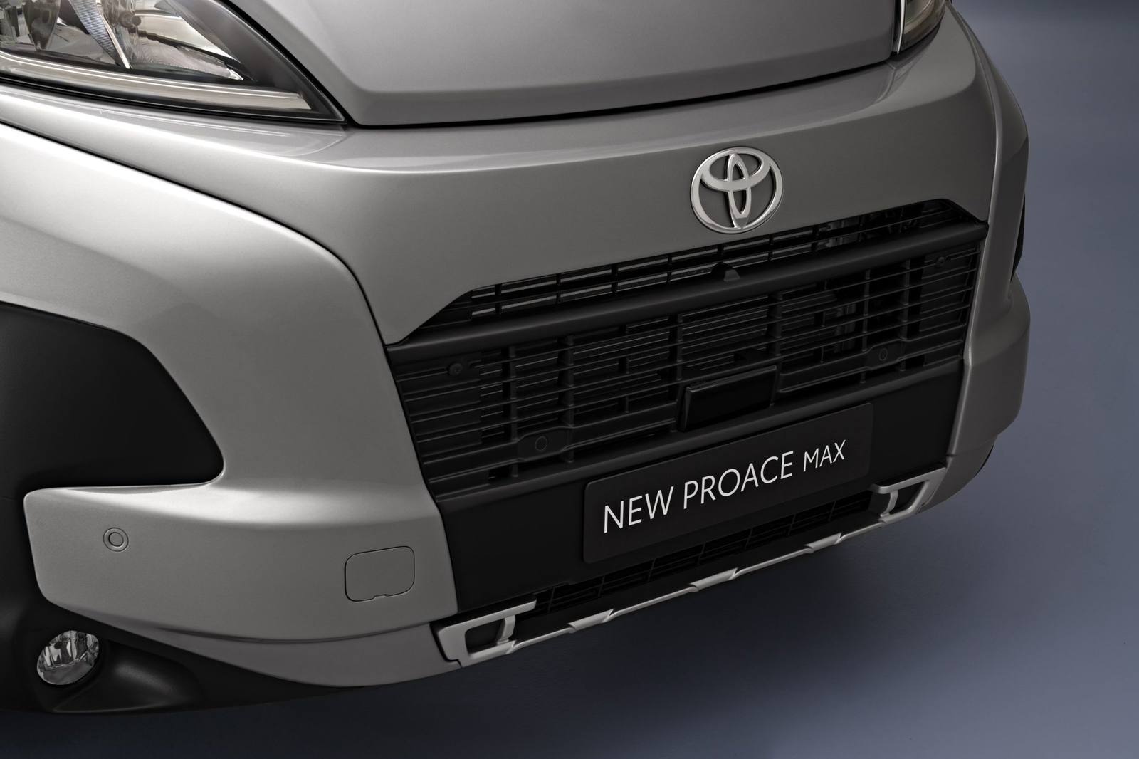 Proace Max 2.2 D-4D 140