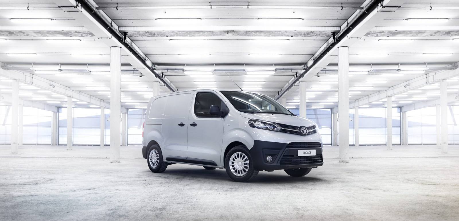 ProAce Electric 75 kWh Van