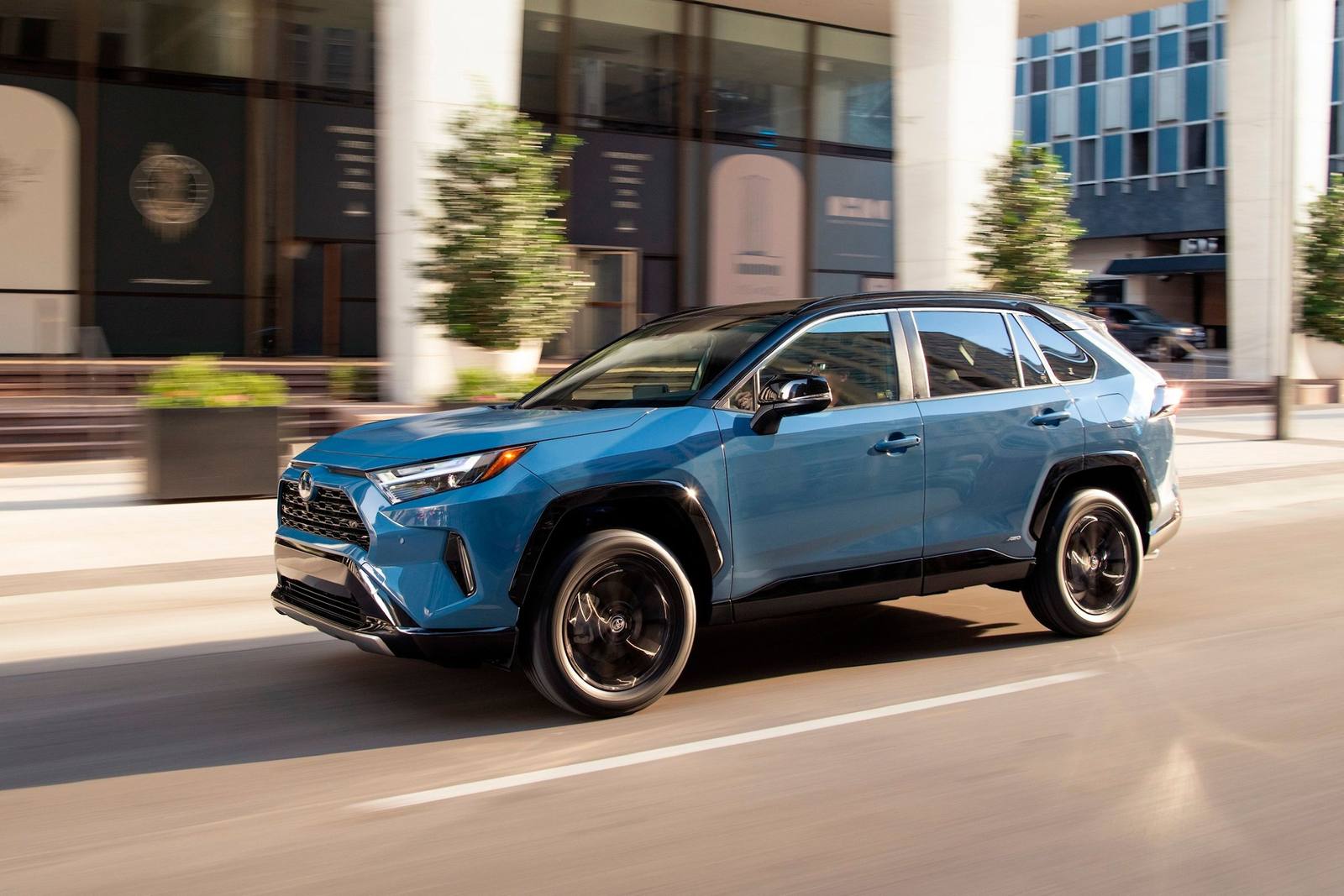 XA50 2.5 Hybrid AWD-i (US)