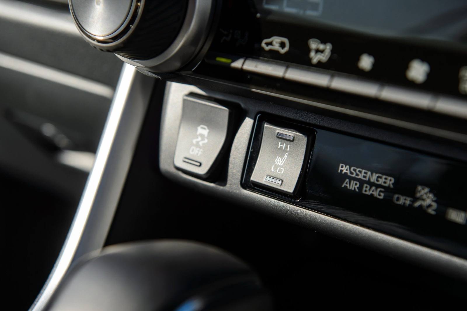 XA50 2.5 Hybrid FWD (EU)