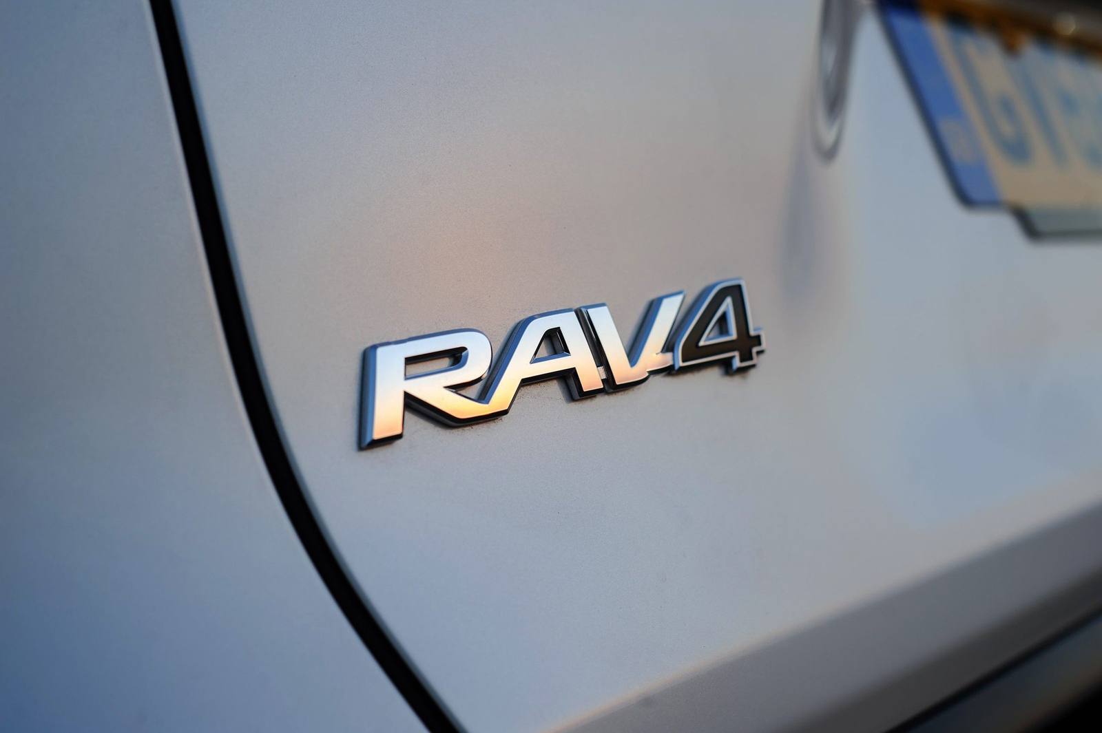 XA50 2.5 Hybrid FWD (EU)