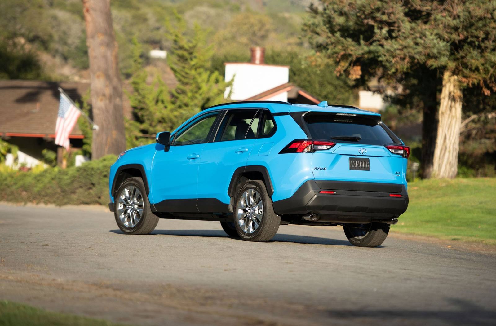 XA50 2.5 Hybrid AWD-i (US)