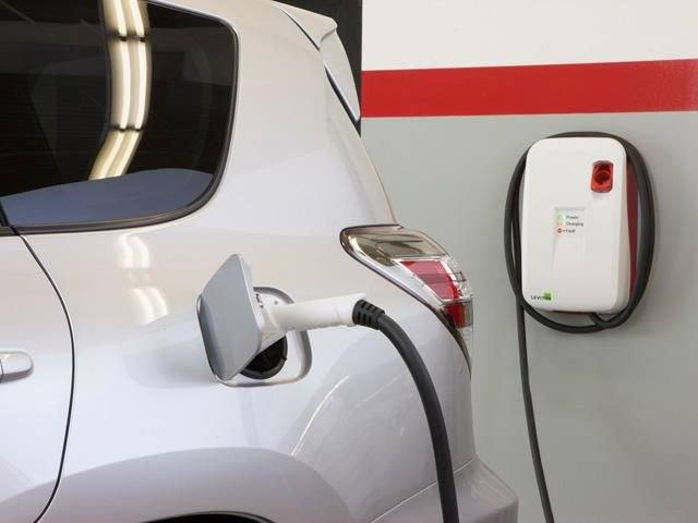 XA40 RAV4 EV (Tesla)