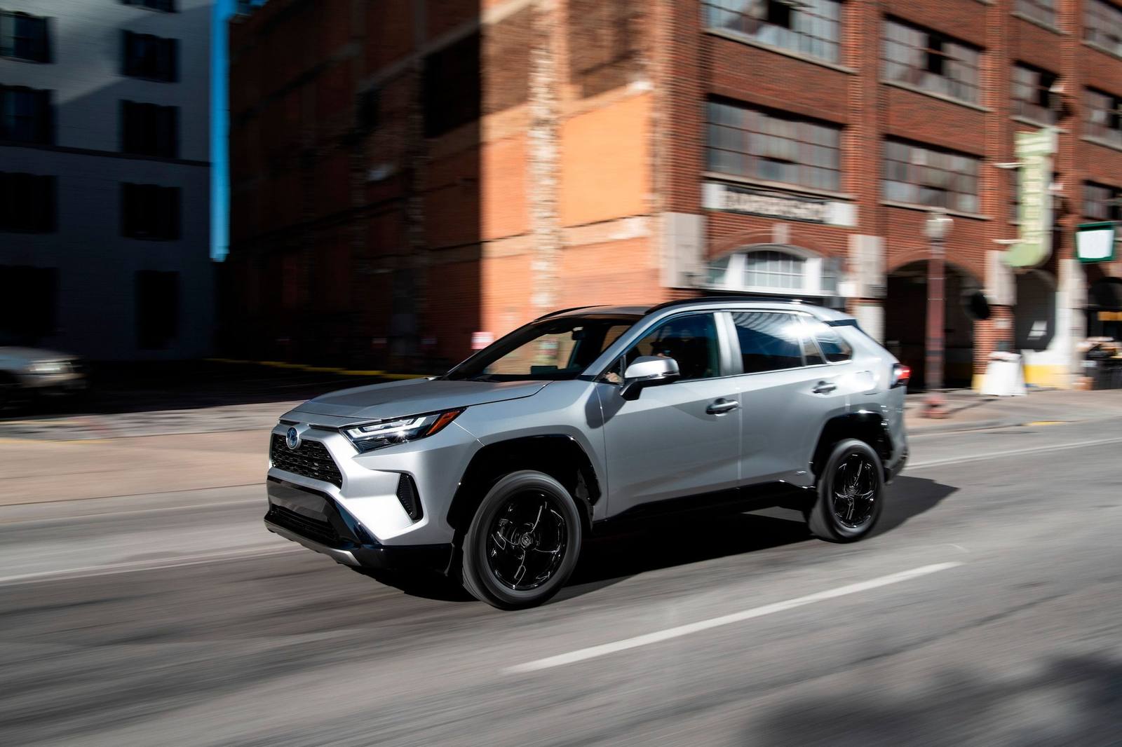 XA50 2.5 Hybrid AWD-i (US)