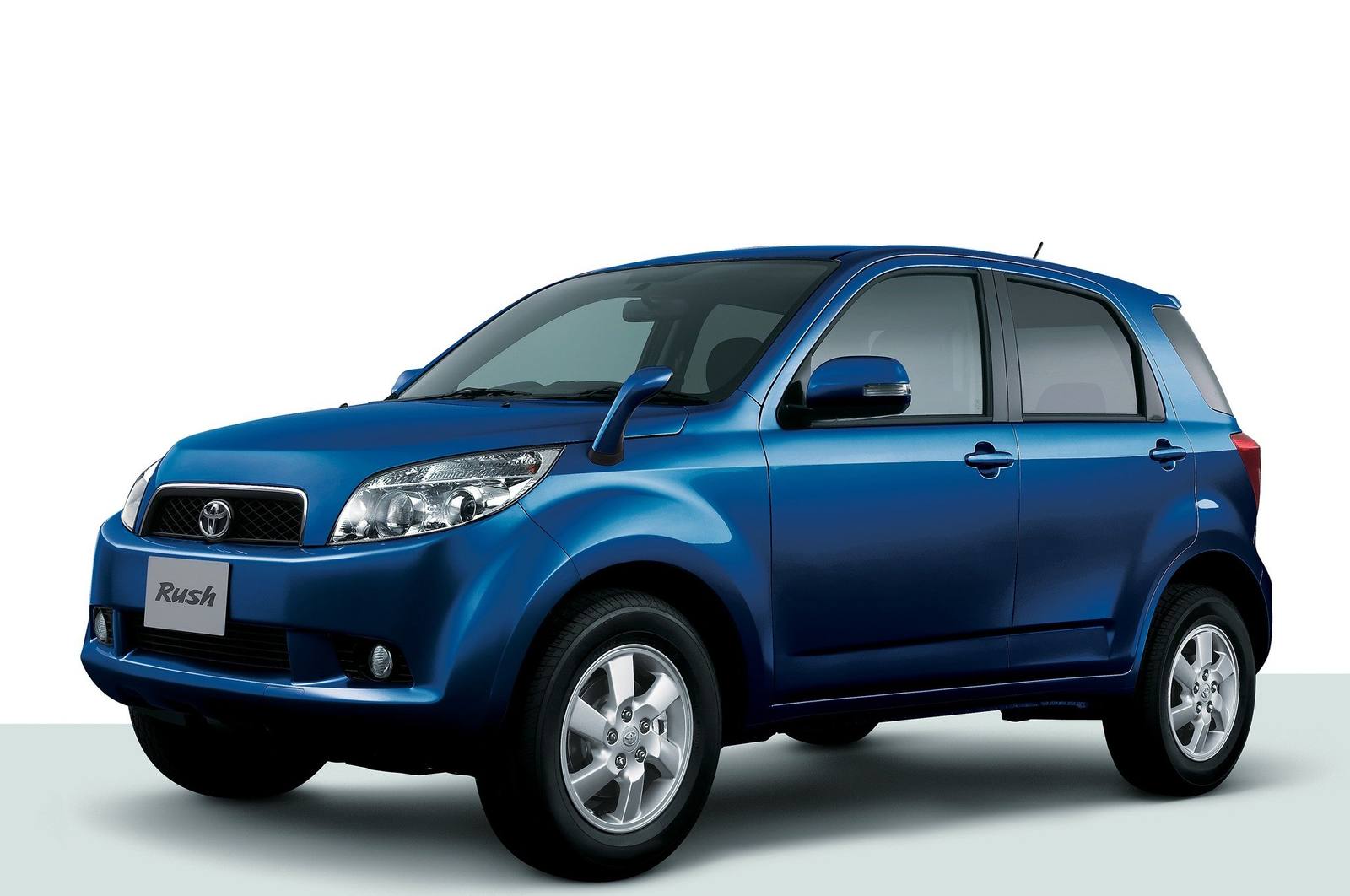 Rush 1.5 (J200E, 2WD)