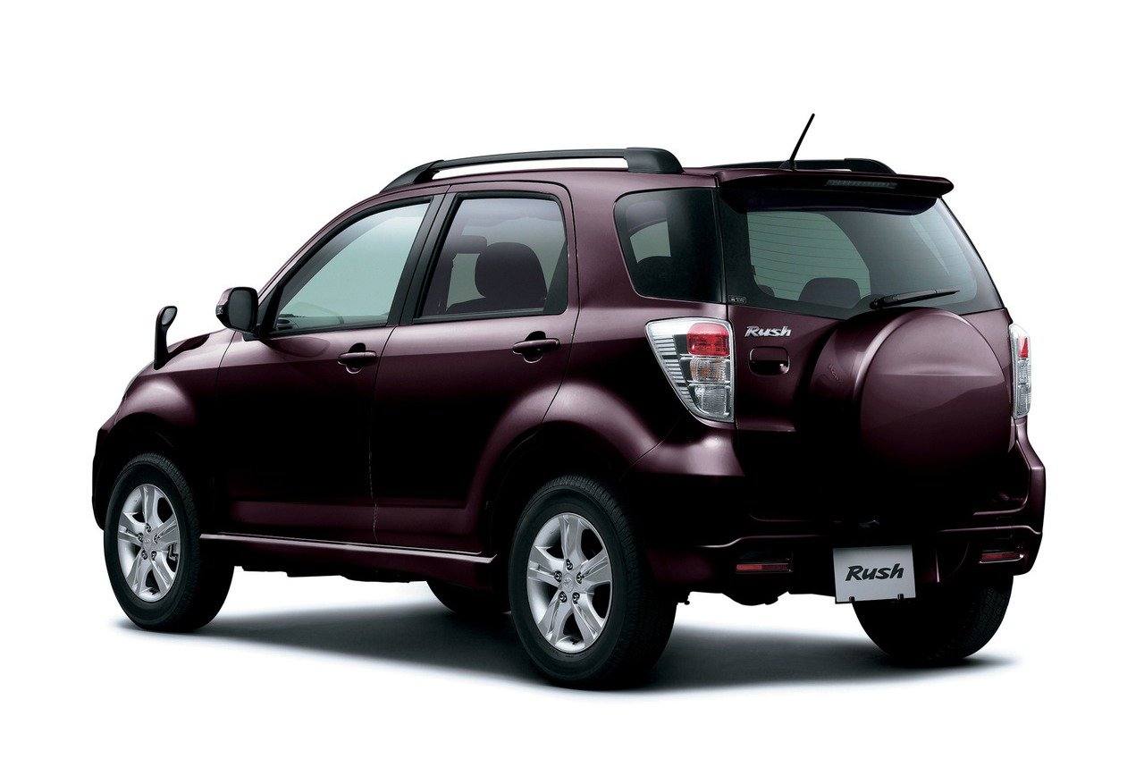 Rush 1.5 (J200E, 2WD)