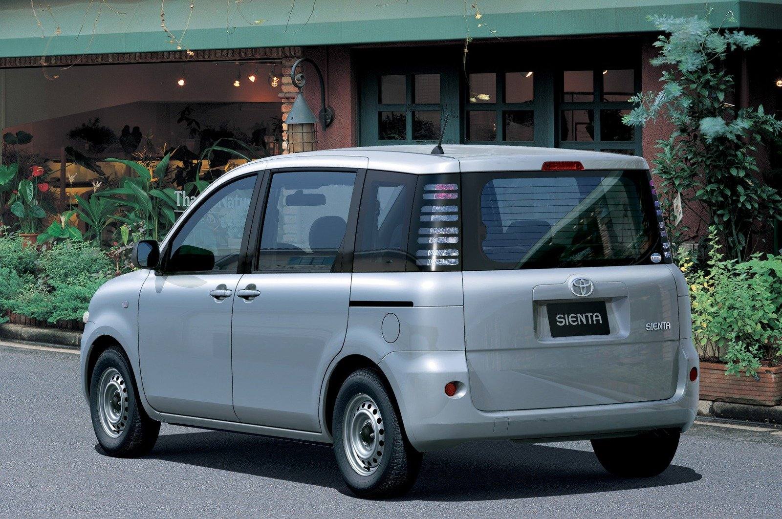Sienta 1.5 4WD (XP80)