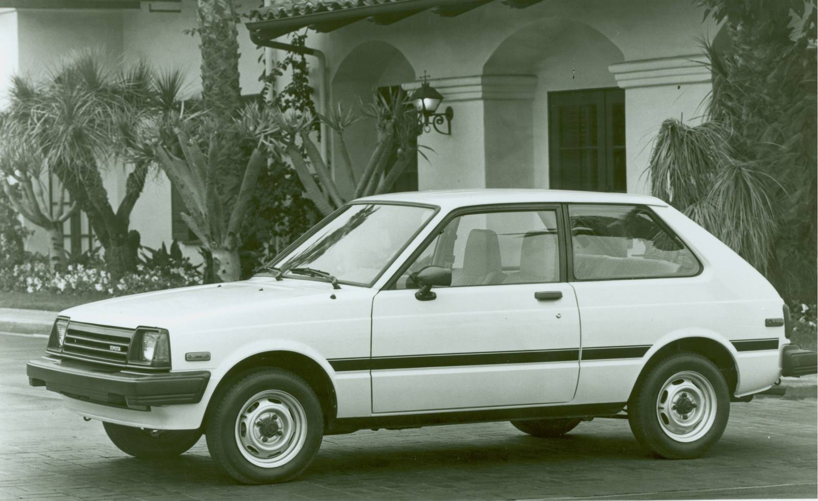 Starlet 1.3 (4K, KP61) US