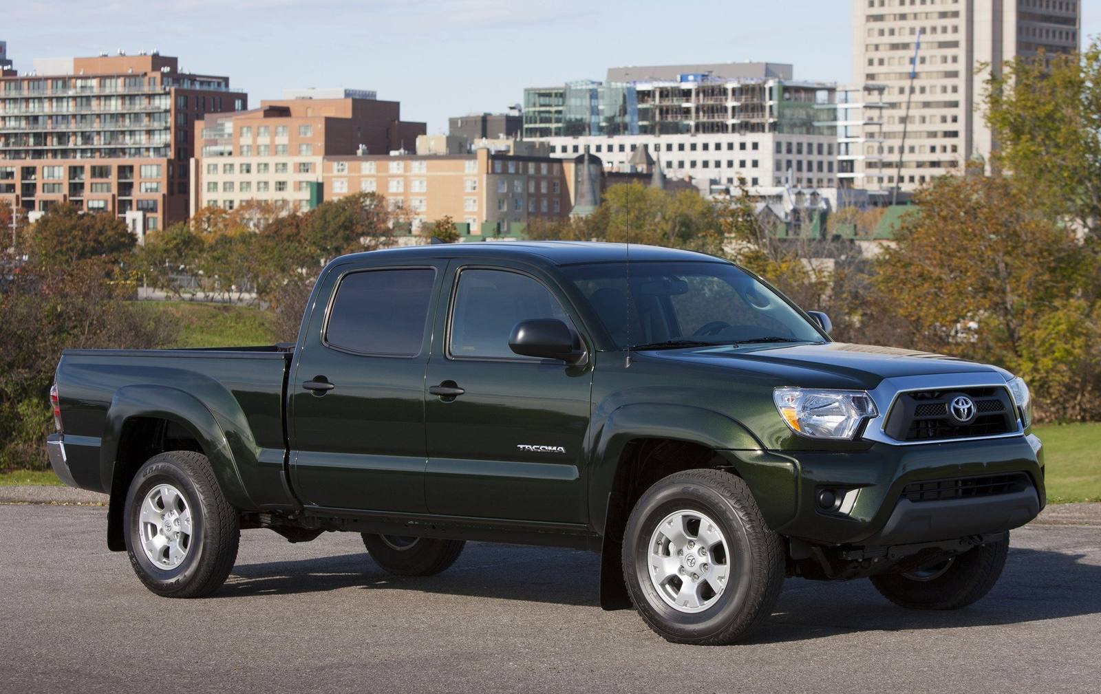N220 4.0 V6 4WD