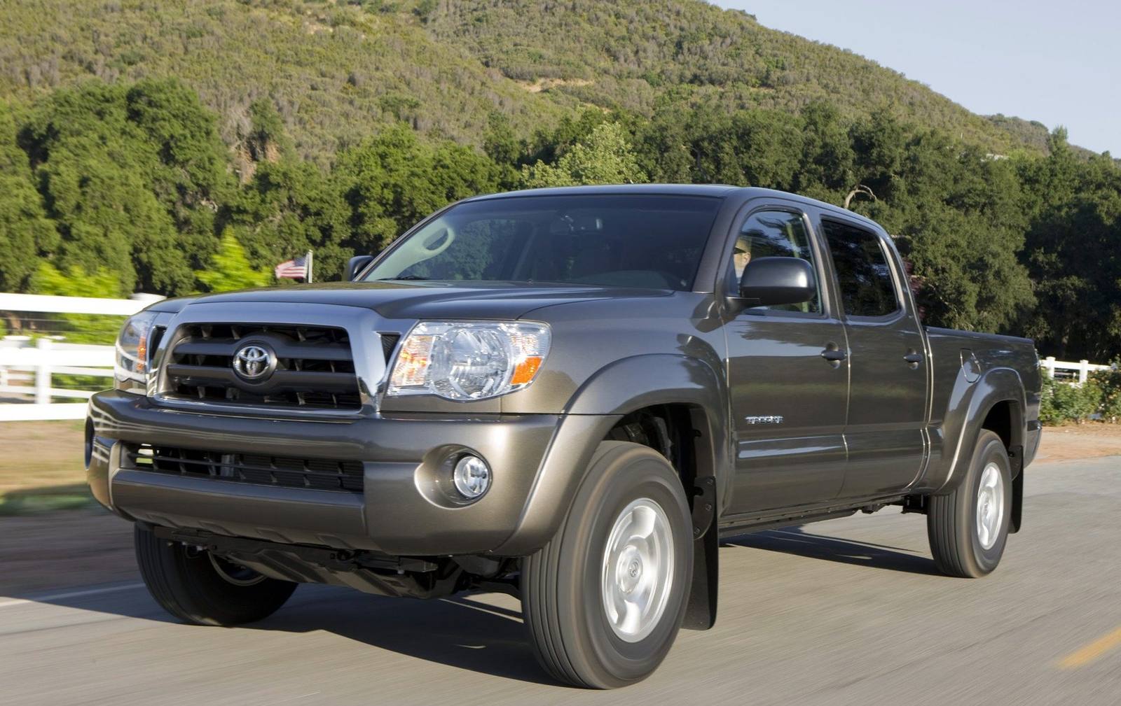 N220 4.0 V6 4WD