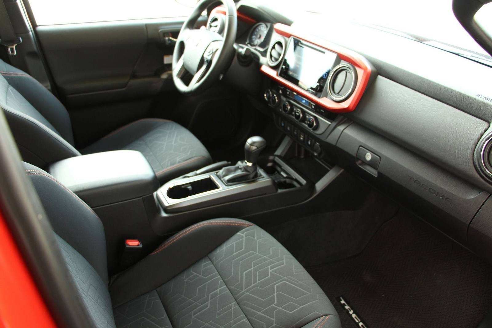 N300 TRD Off-Road 3.5 V6 4WD Automatic