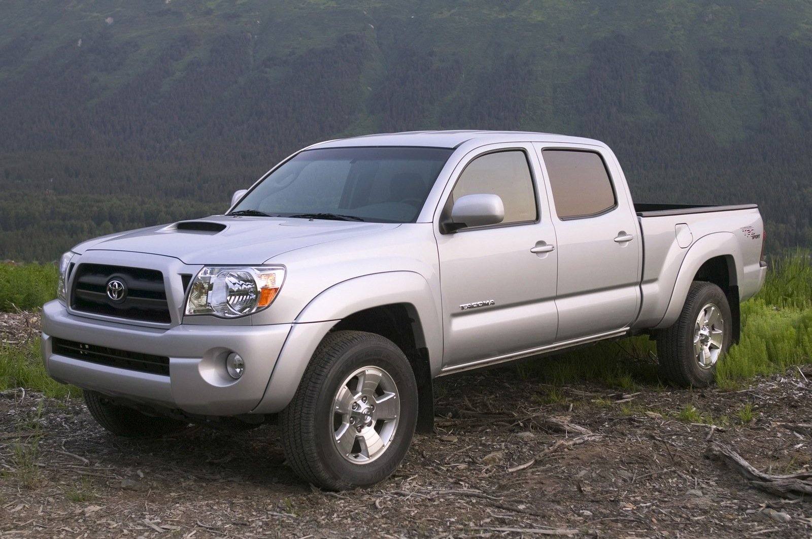 N220 TRD Sport 4.0 V6 (245 hp)