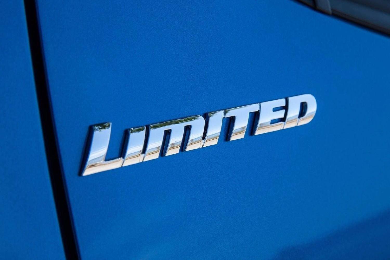 N300 Limited 3.5 V6 4WD Automatic