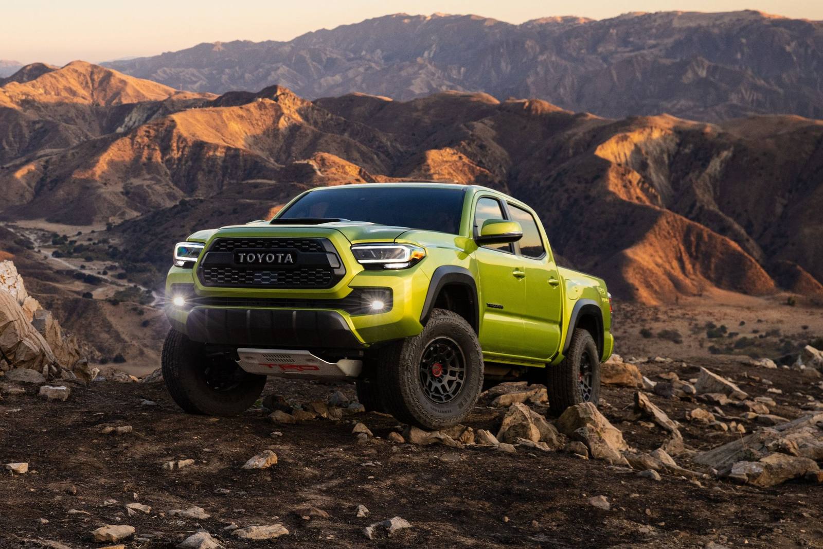 N300 TRD Pro 3.5 V6 6-speed Manual