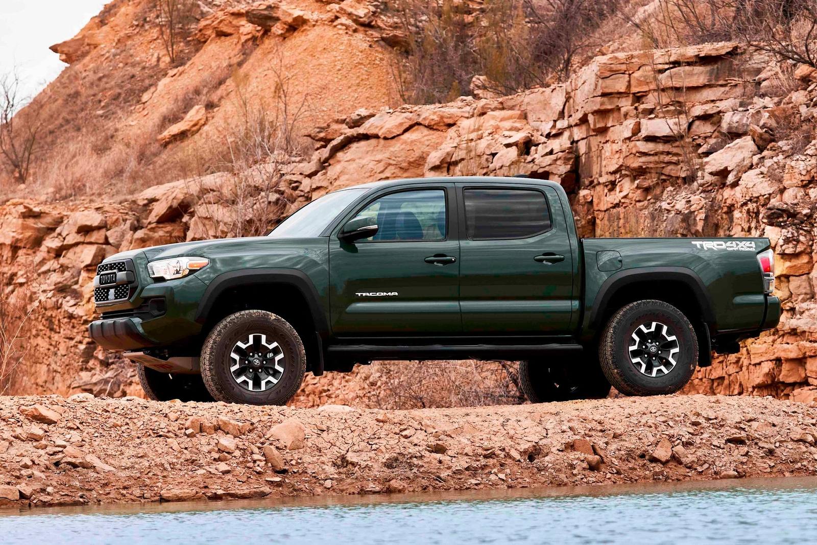 N300 TRD Off-Road 3.5 V6 4WD Automatic