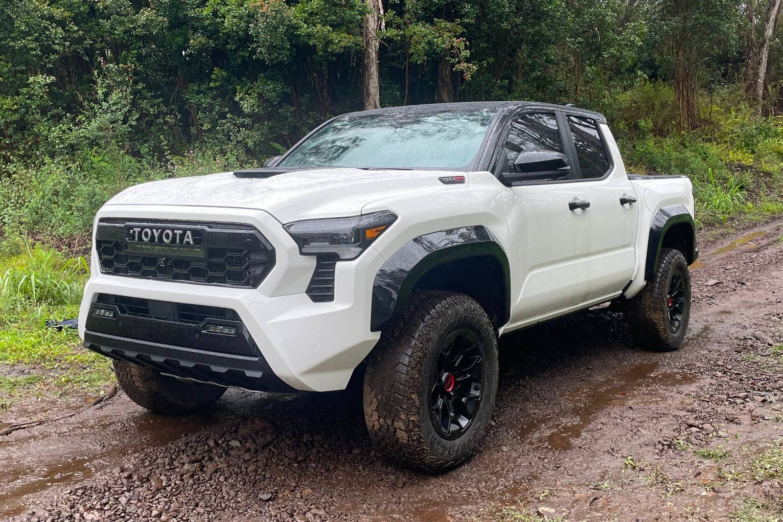 N400 TRD Pro i-FORCE MAX