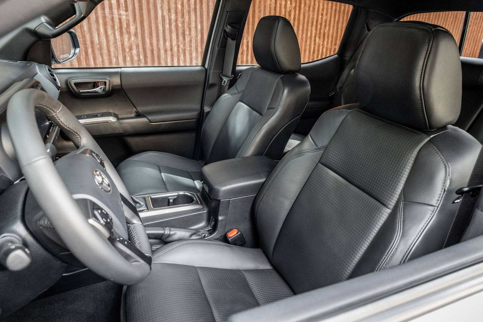 N300 TRD Pro 3.5 V6 6-speed Manual