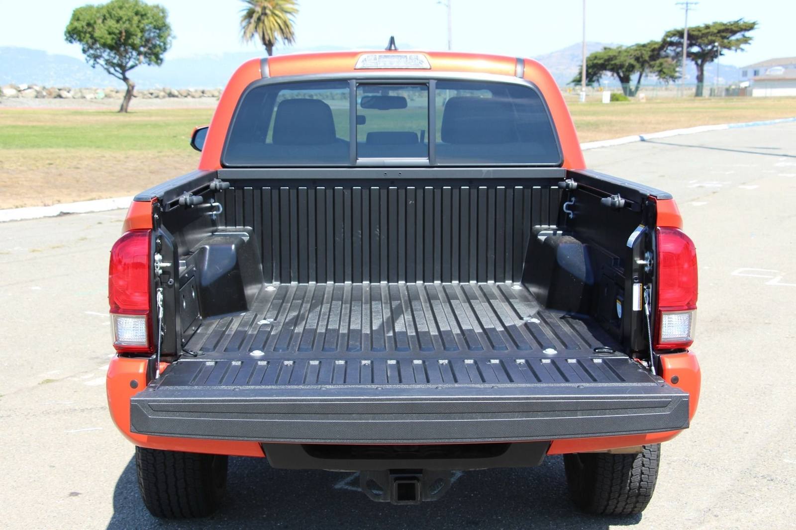 N300 TRD Off-Road 3.5 V6 4WD Automatic