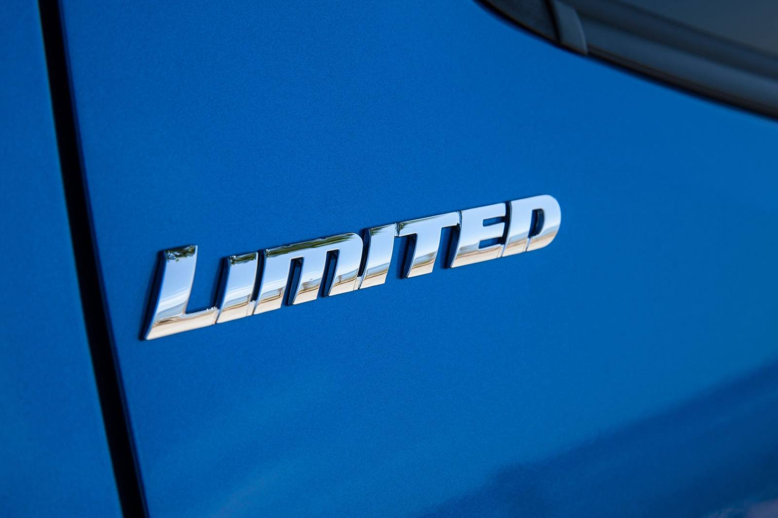 N300 Limited 3.5 V6 4WD Automatic