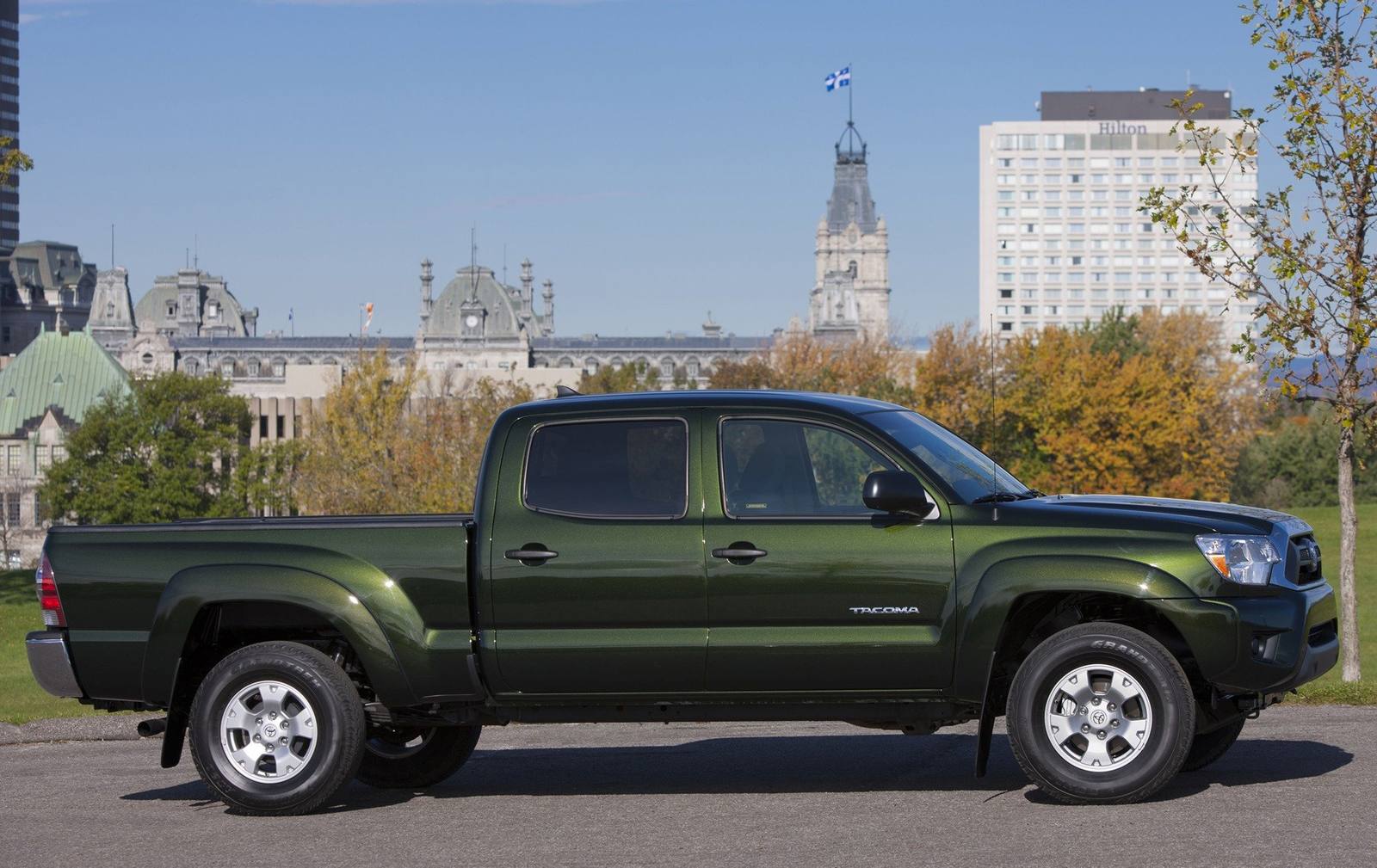 N220 4.0 V6 4WD