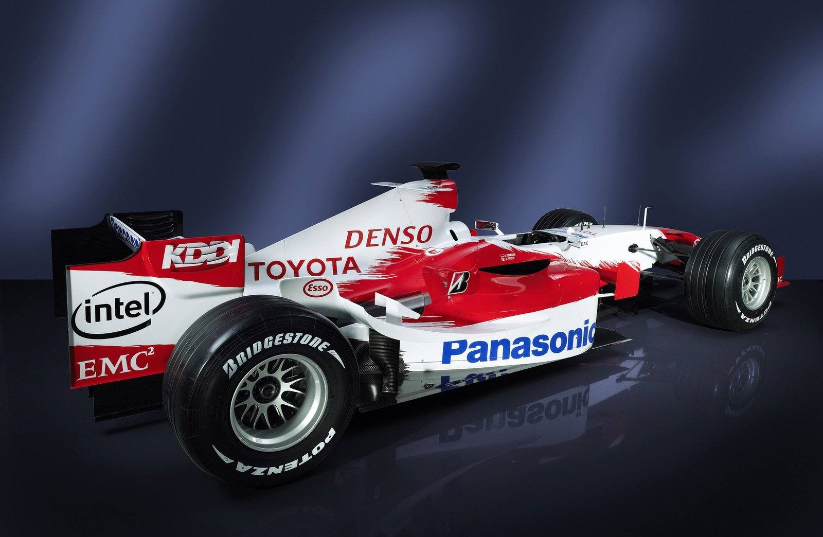 TF106 (2006)