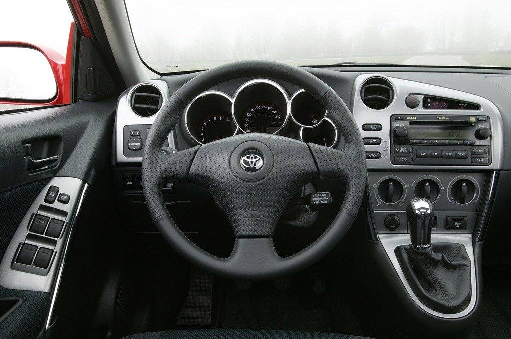 E130 Base 1.8 FWD manual