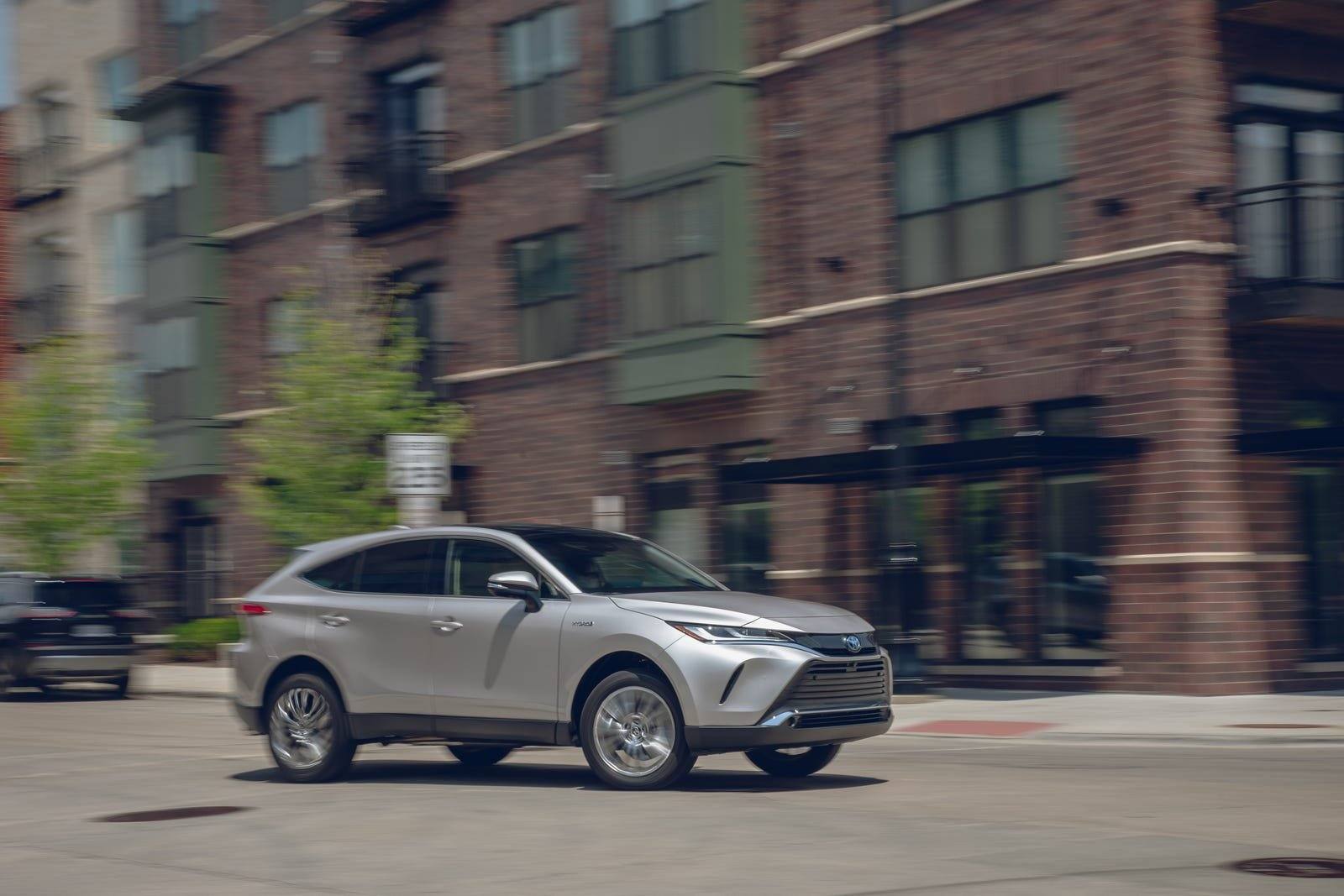 Venza Hybrid AWD