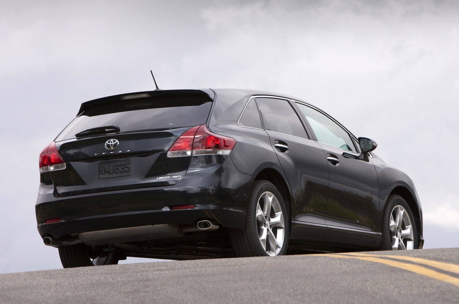Venza 2.7 AWD