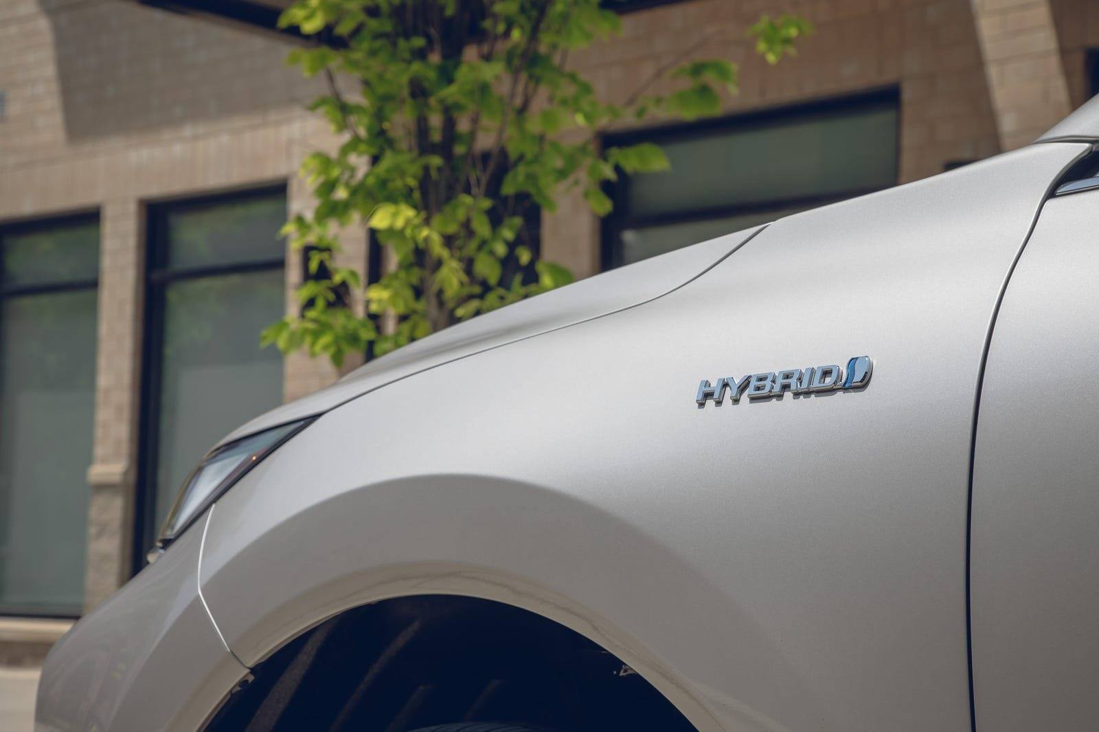 Venza Hybrid AWD