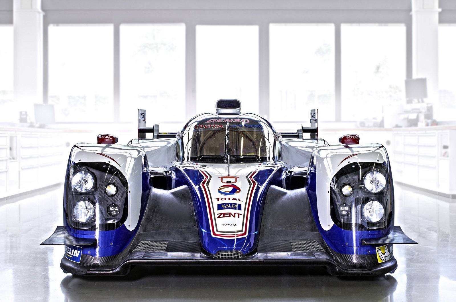 TS030 Hybrid (2013 spec)