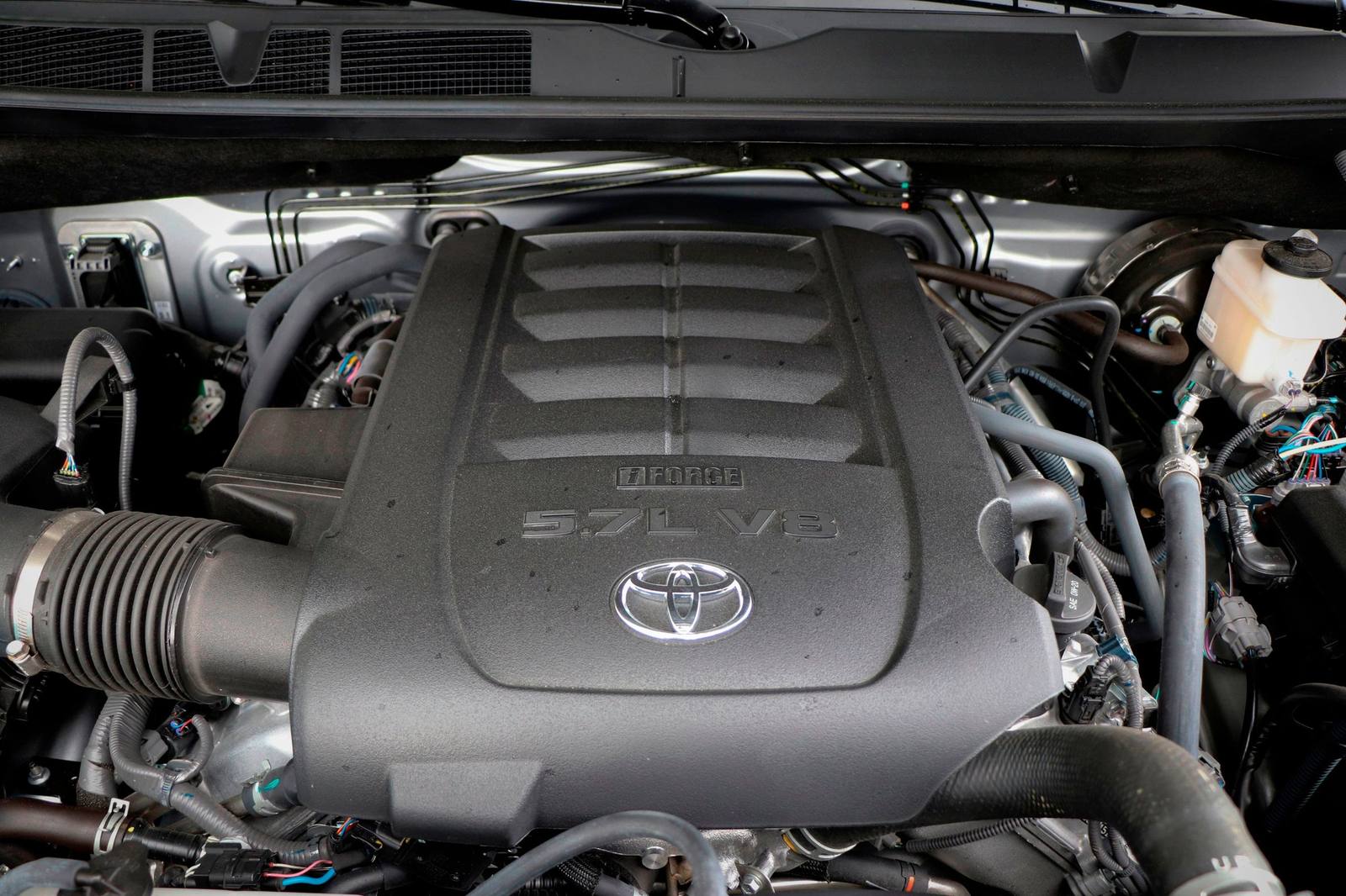 XK50 5.7 V8 SR Regular Cab