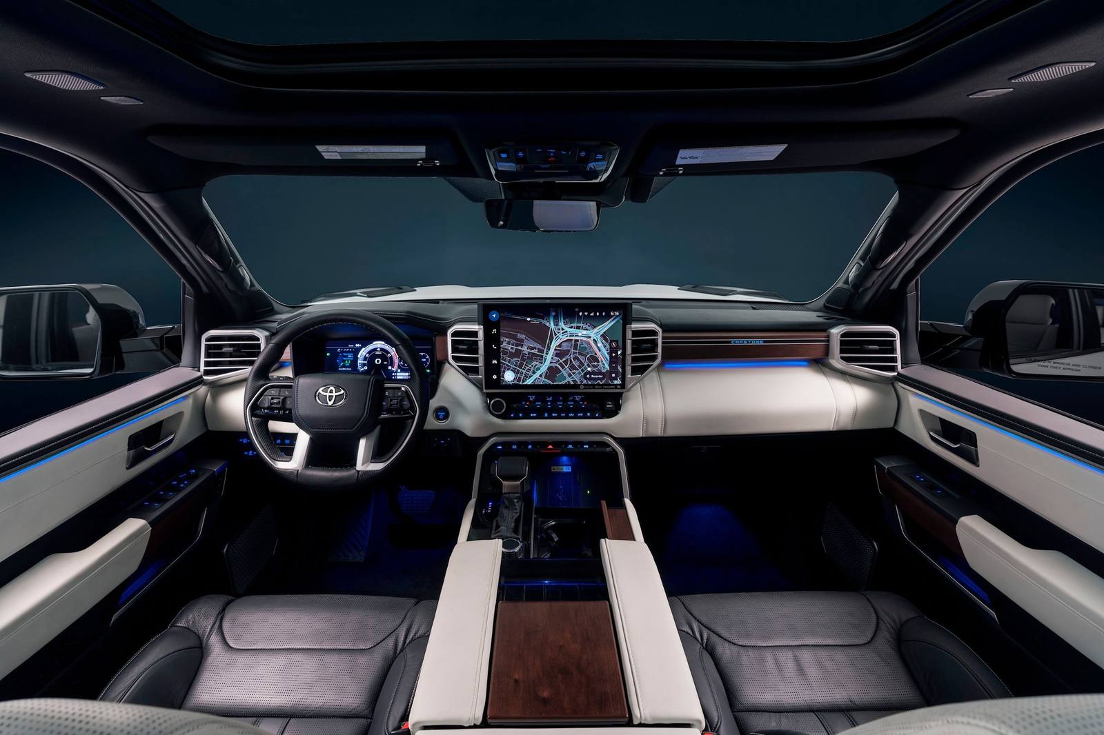 XK70 i-FORCE MAX Hybrid Capstone