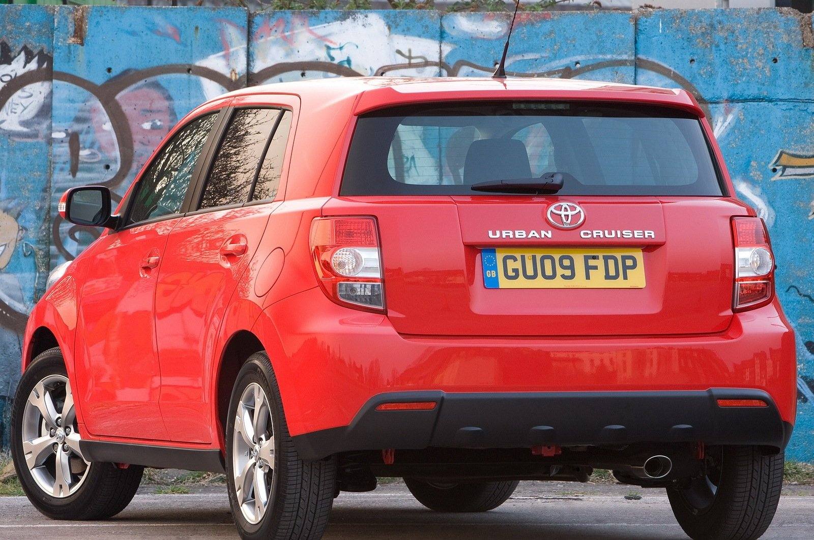 XP110 1.33 Dual VVT-i 6MT Hatchback
