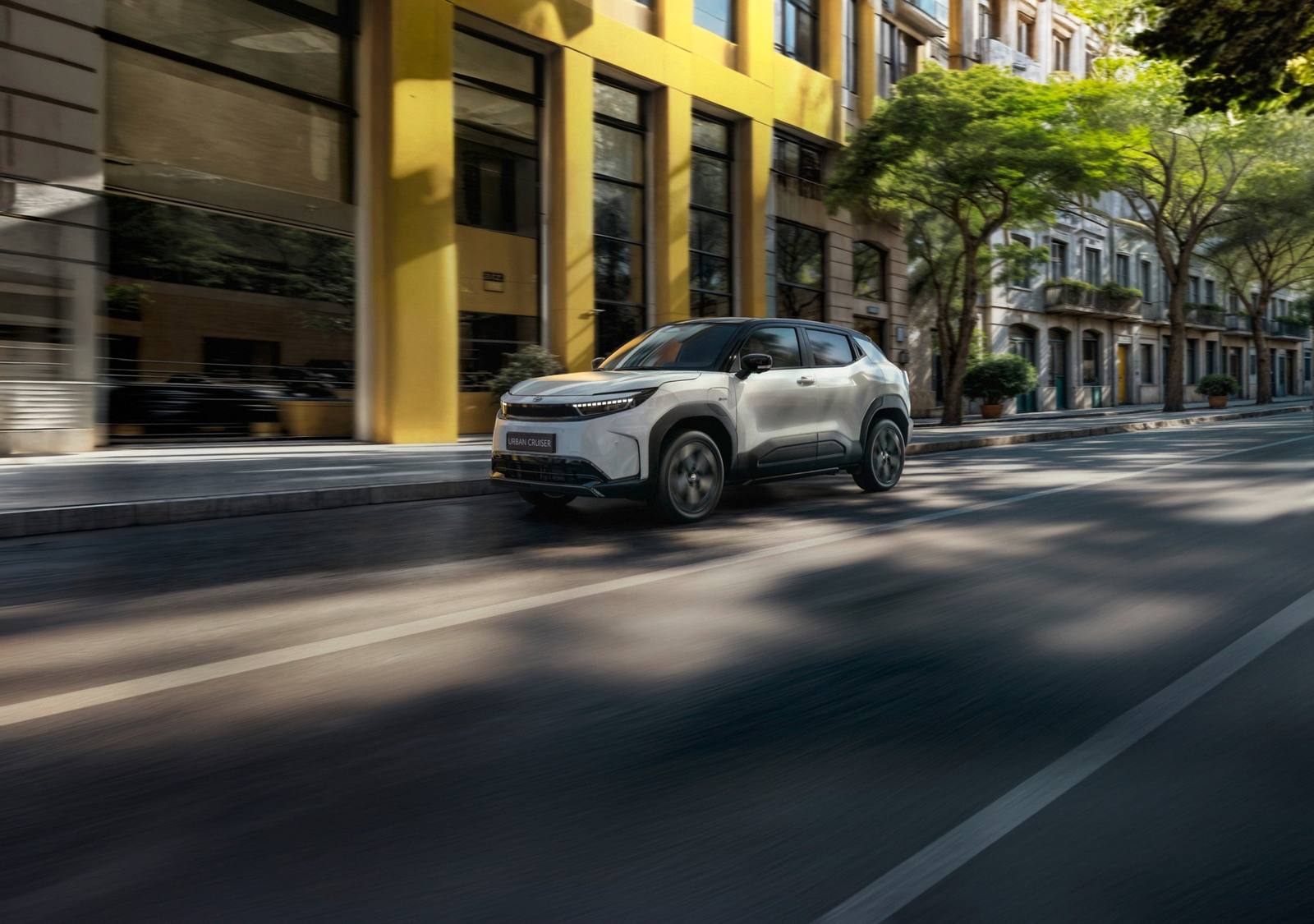 Urban Cruiser 49 kWh FWD
