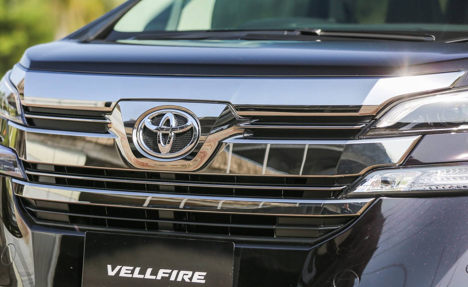 Vellfire 2.5 Hybrid (AH30)
