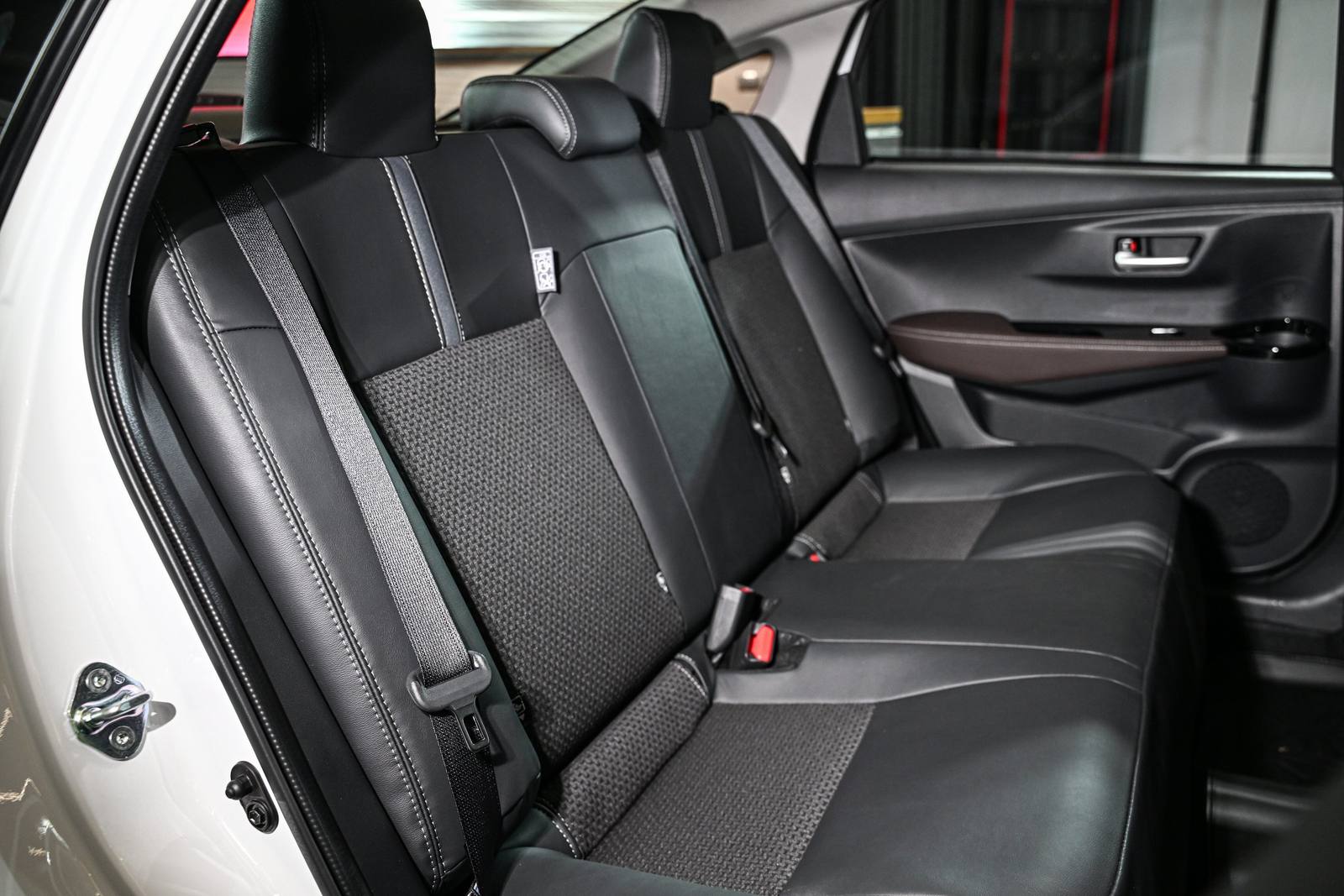 Vios Hybrid 1.5 2NR-VEX (AC100)