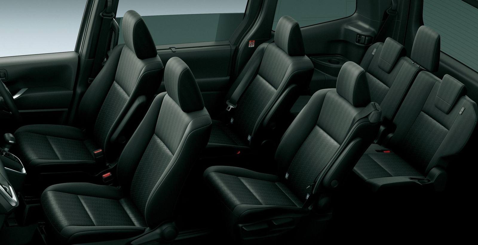 Voxy Hybrid (R90)