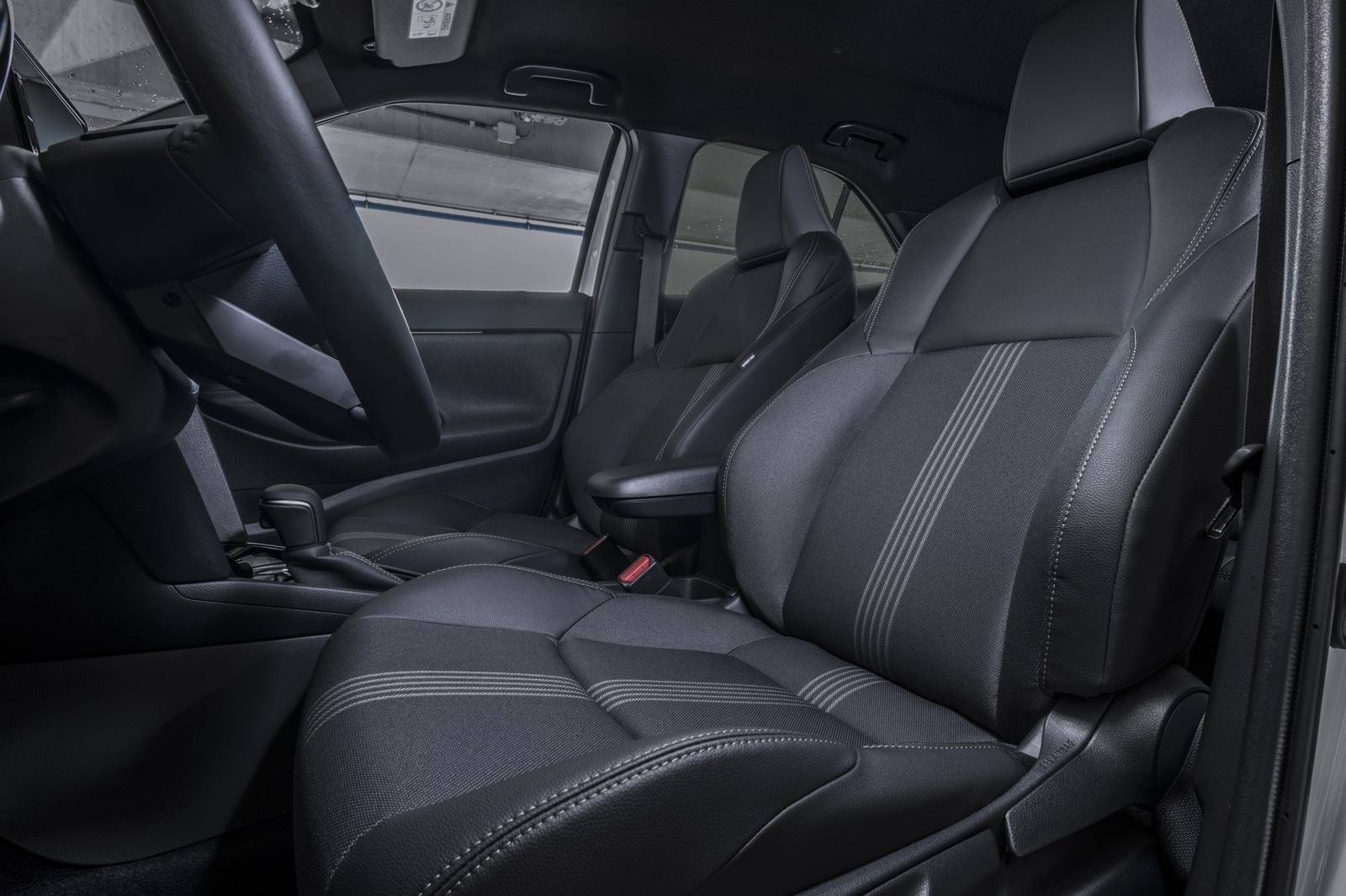 1.5 Hybrid AWD-i 116