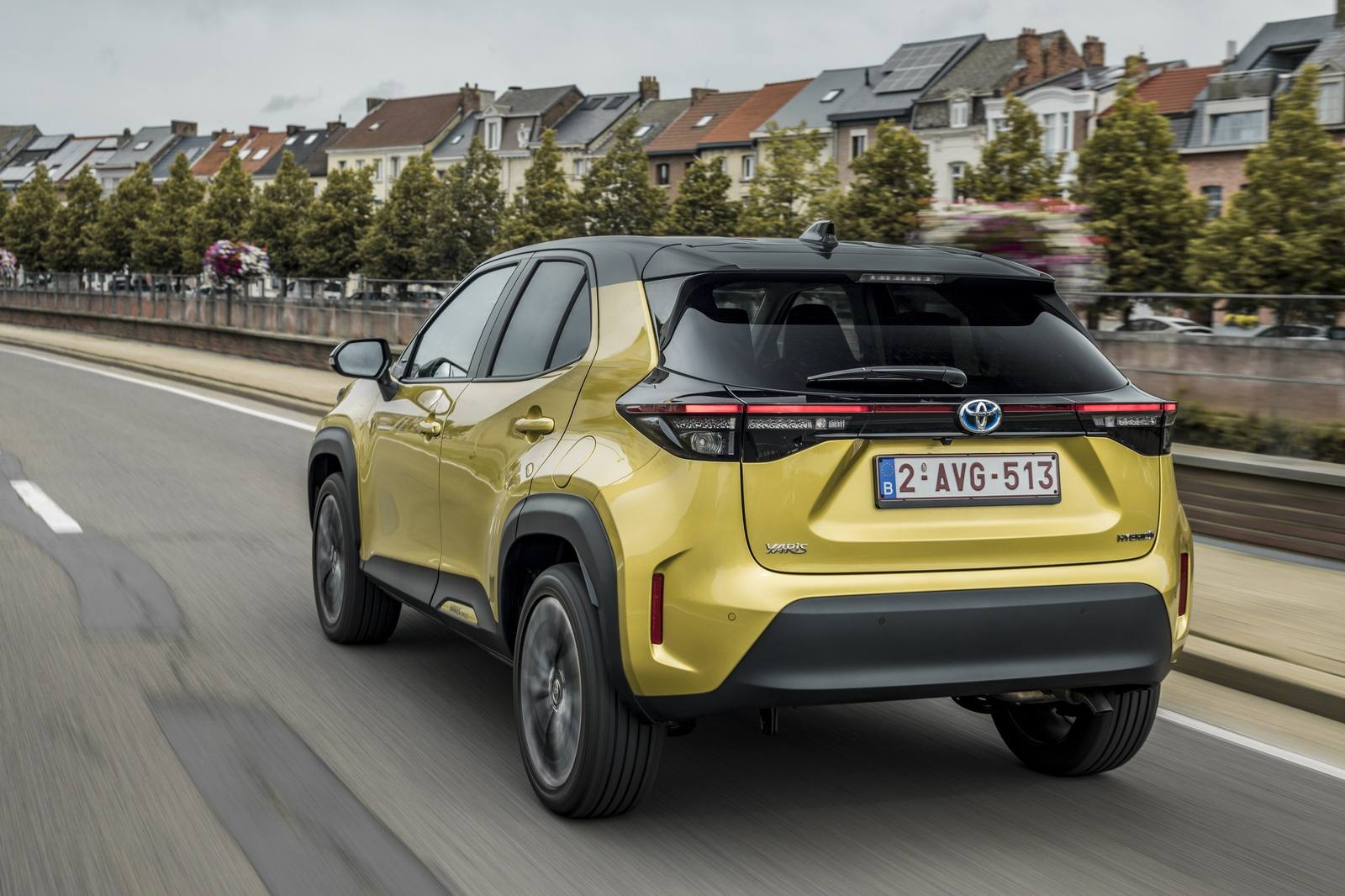 1.5 Hybrid AWD-i 116