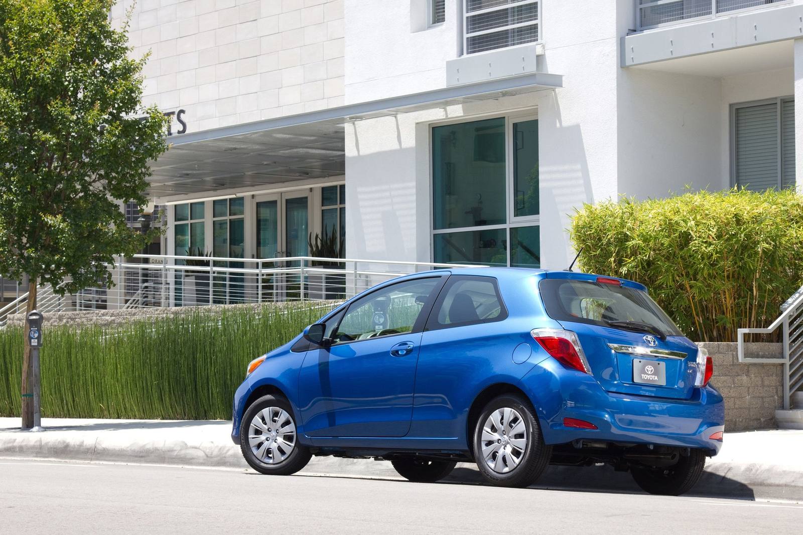 XP130 1.5 Liftback Manual