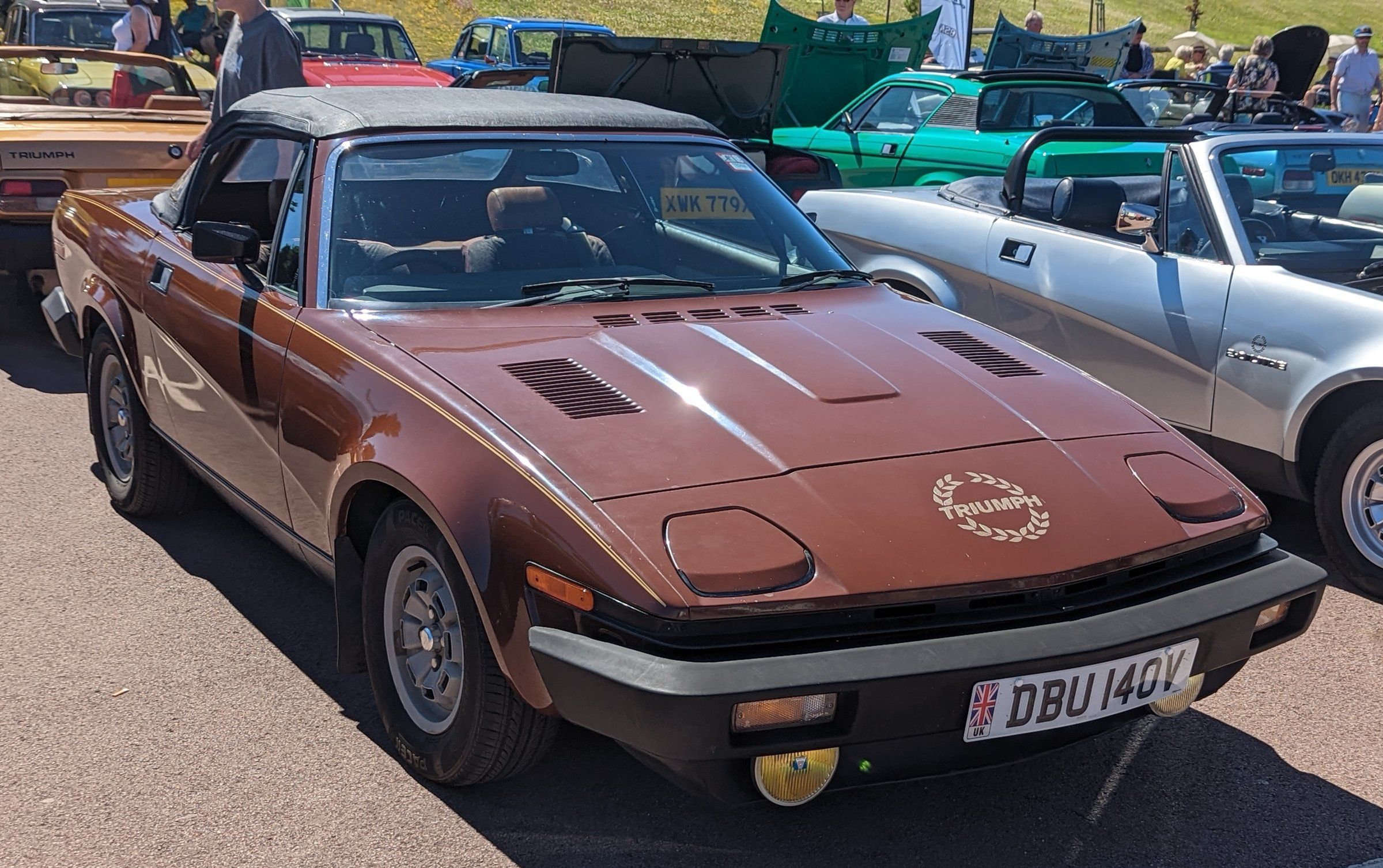 TR8