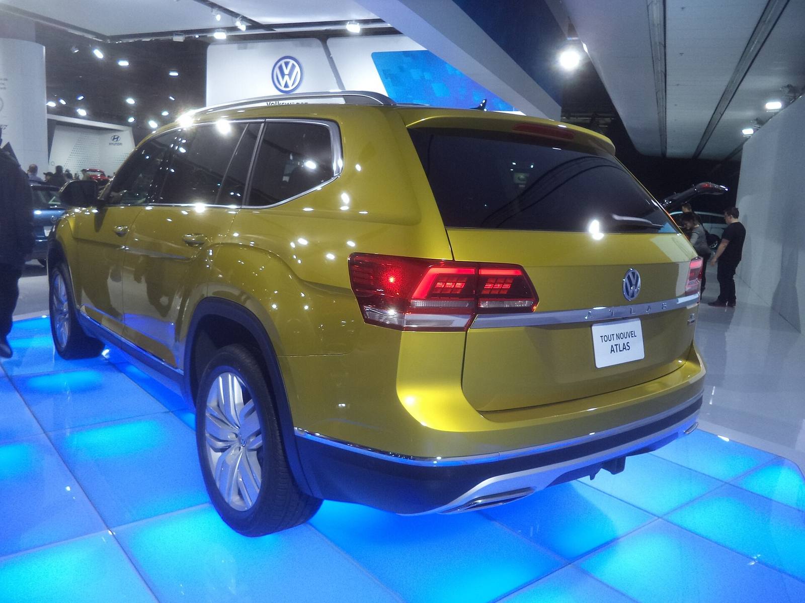2.0 TSI (269 hp)