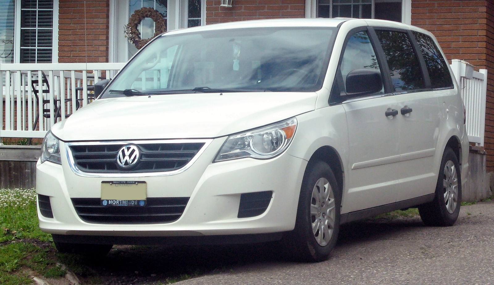 3.8 V6