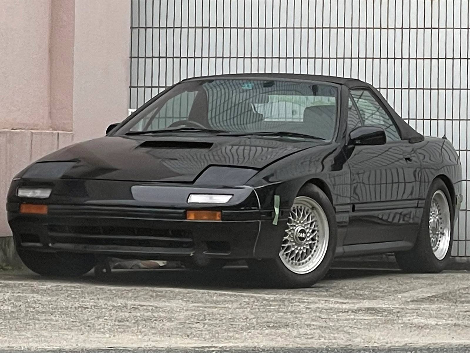 RX-7 Cabriolet (FC)