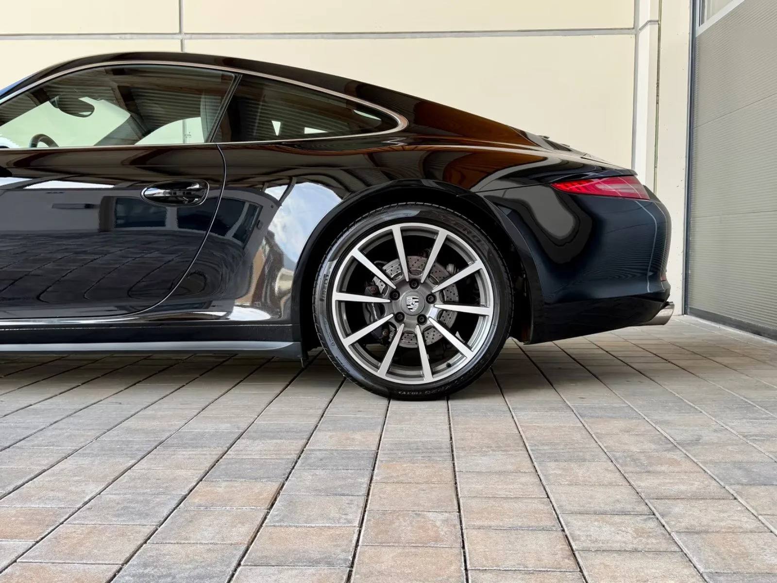 Carrera 4