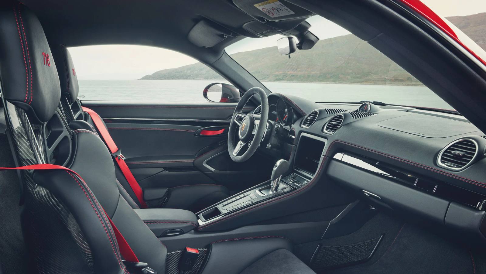 718 Cayman T
