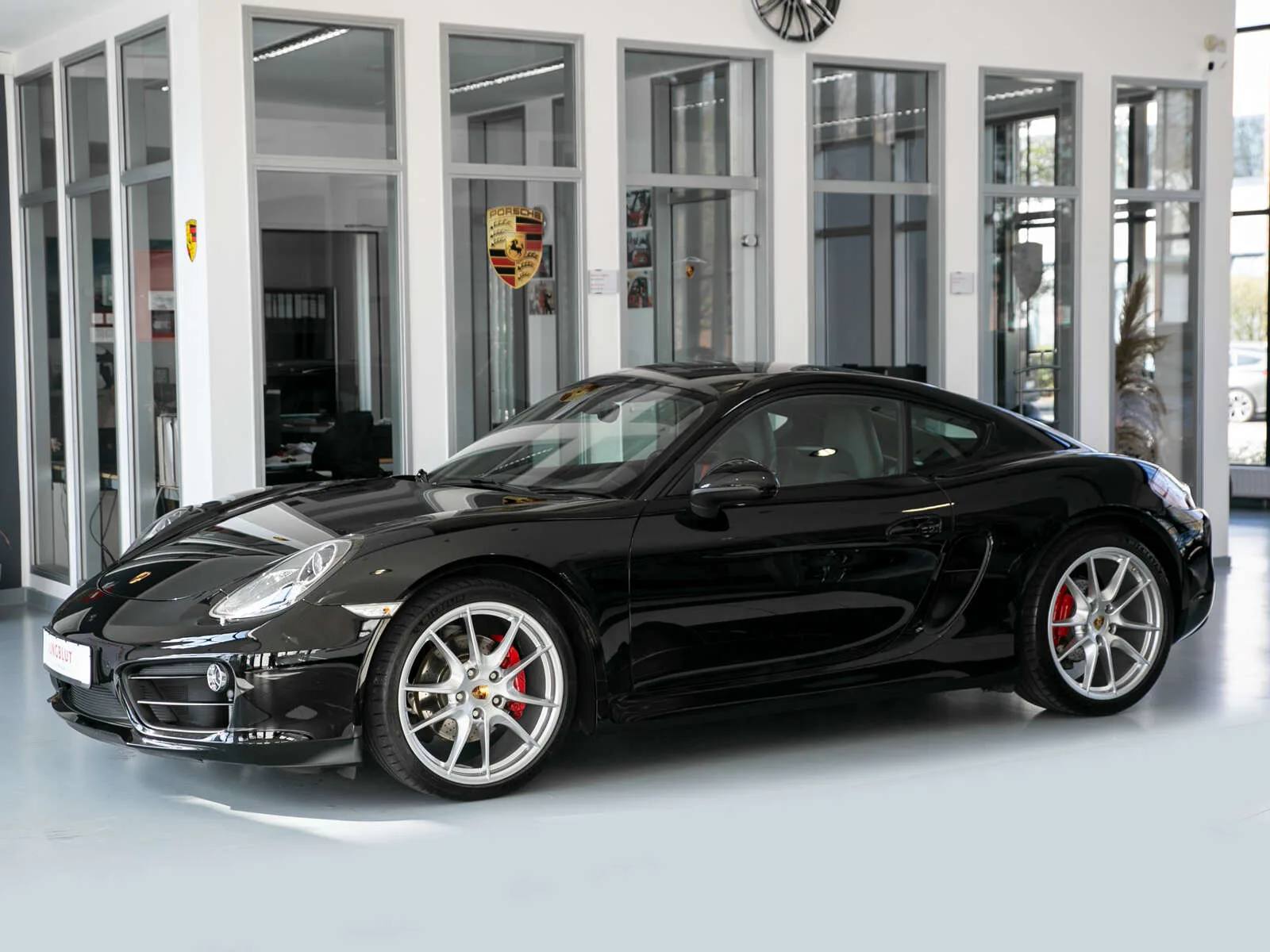 Cayman S