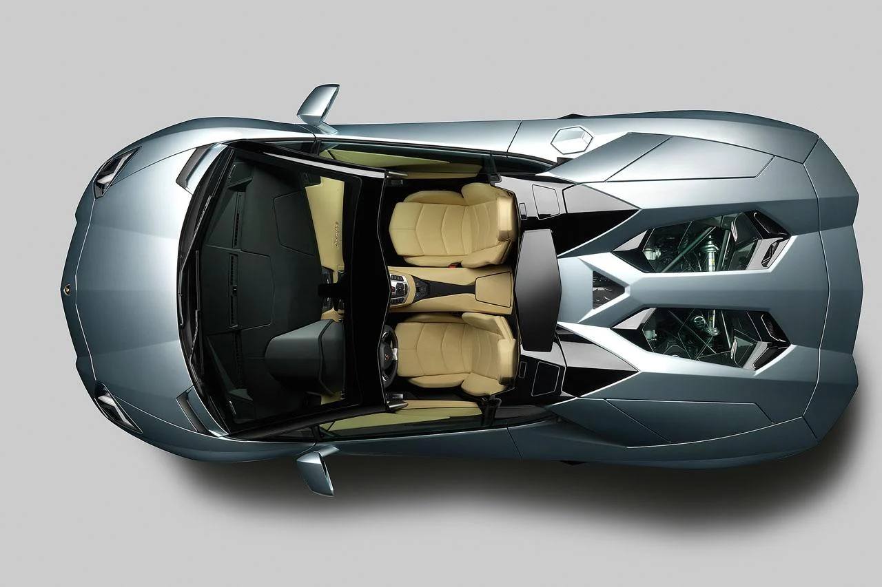 Aventador LP700-4 Roadster