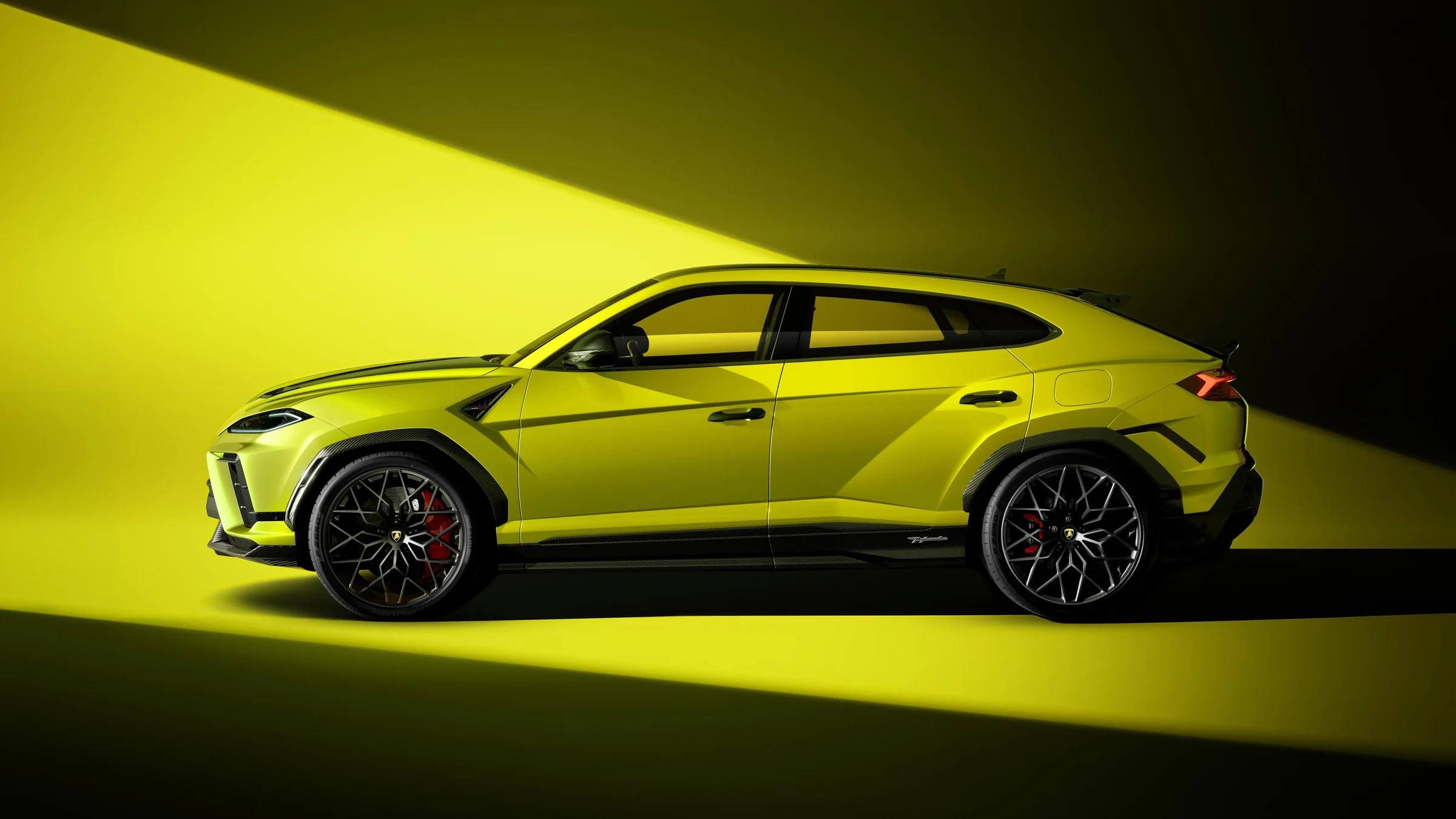 Urus SE Performante