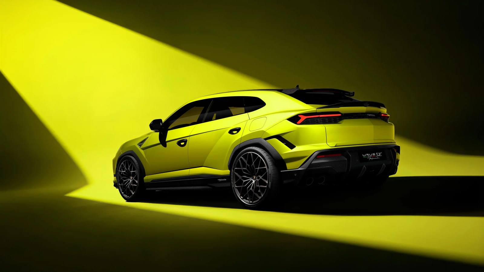 Urus SE Performante